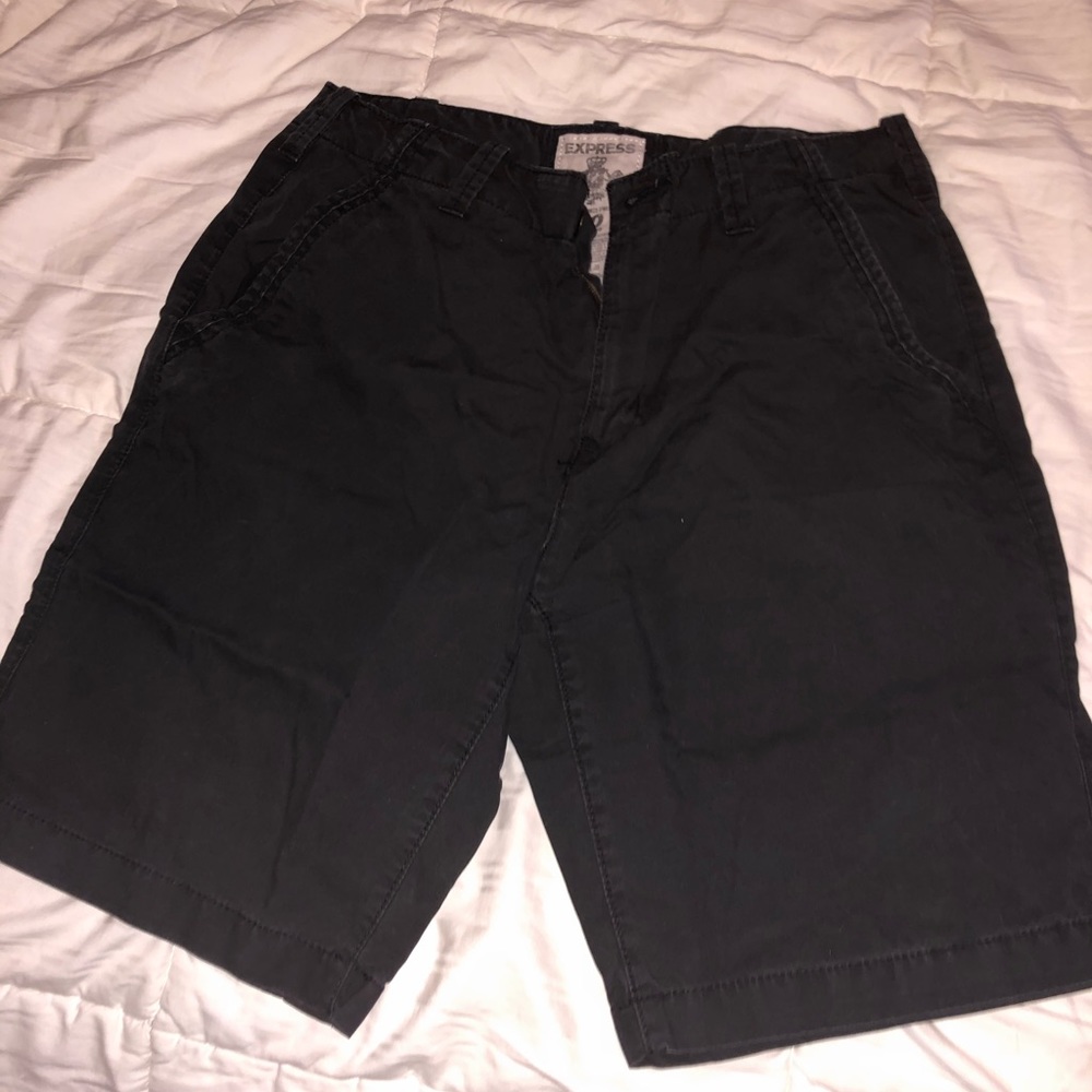 Men’s Express Khaki shorts